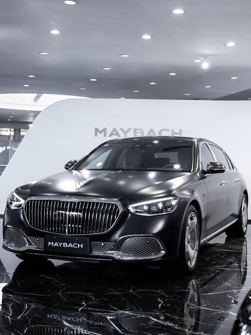 佛山228岚图汽车的售后服务让用户无忧出行，迈巴赫未来的豪华车趋势